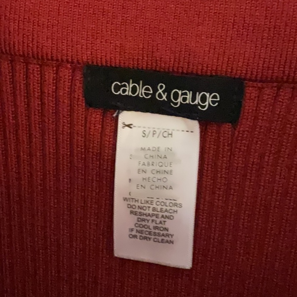 Sale! Cable & Gauge Ribbed Knit Pencil Skirt, Size S, Red, NWOT - Picture 5 of 6